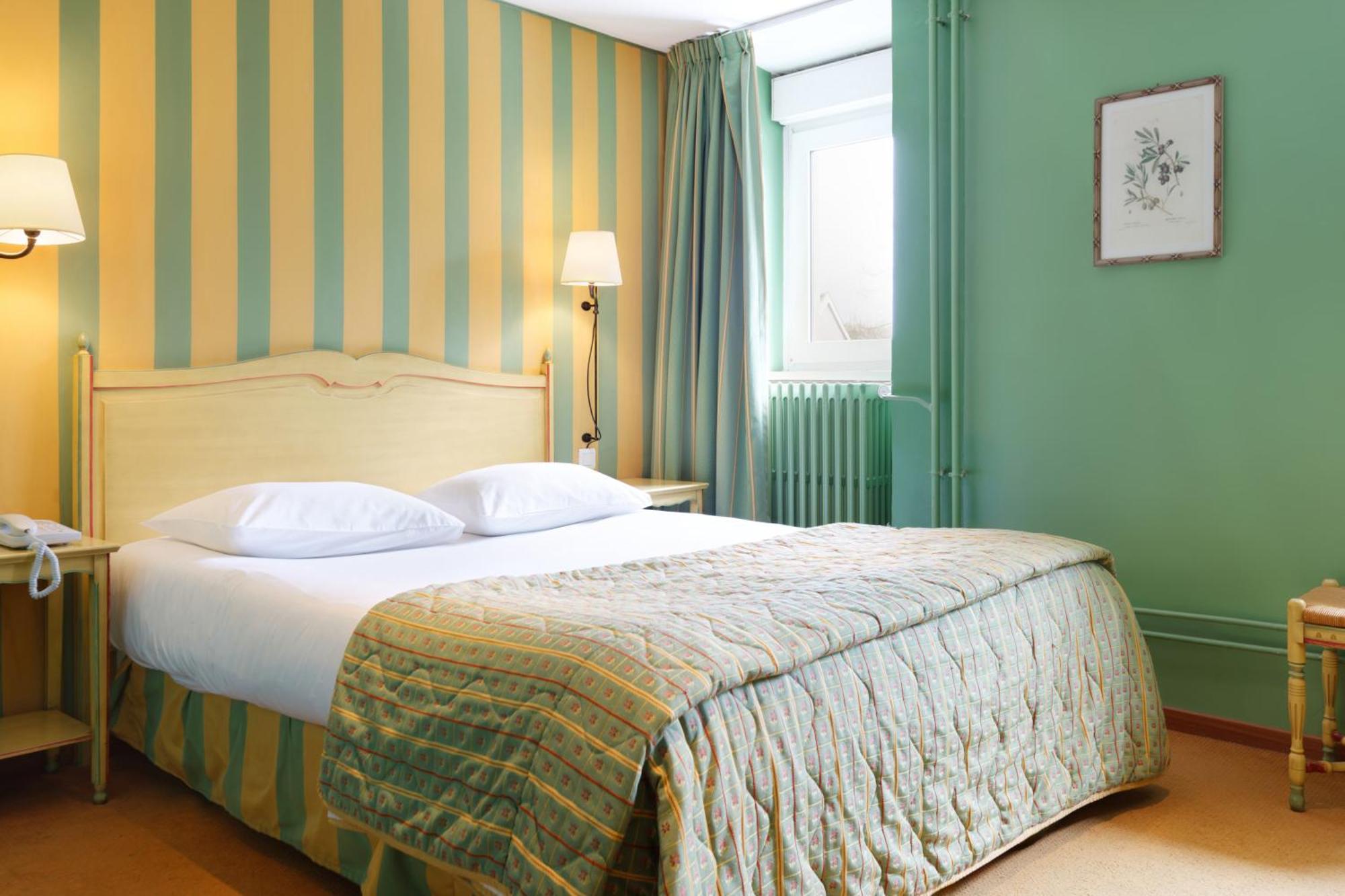 Logis Hotel Beausejour Кольмар Екстер'єр фото